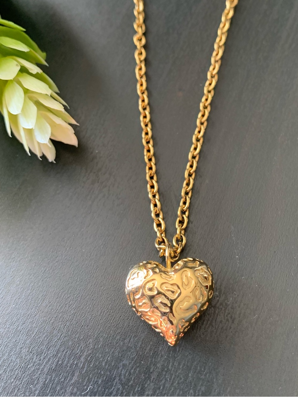 Hey Harper Alice Leaopard Heart Chain Necklace in Gold